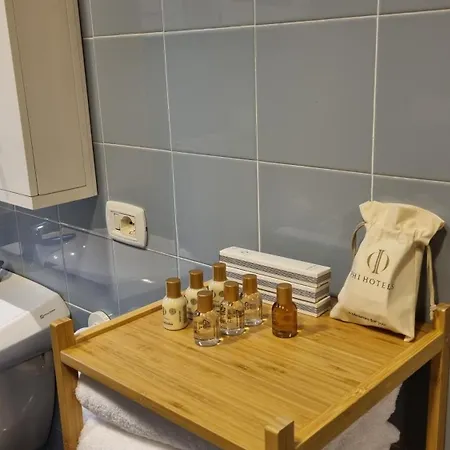 Hotel Phi Homy