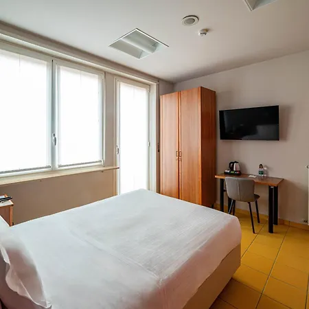 Hotel Phi Homy