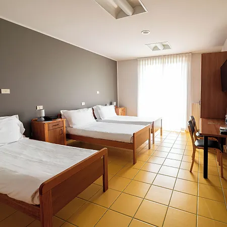 Szálloda Phi Homy 4*