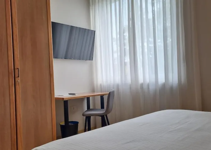 فندق Phi Homy 4*