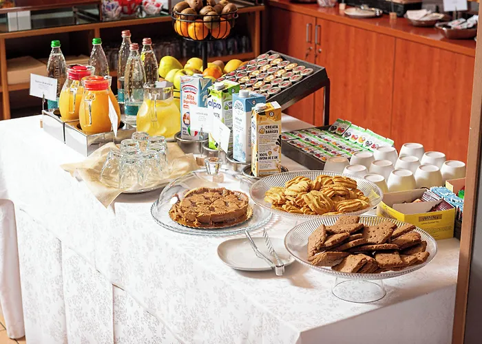 فندق Phi Homy 4*