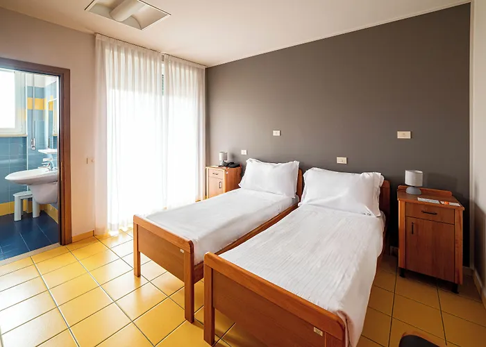 Hotel Phi Homy 4*