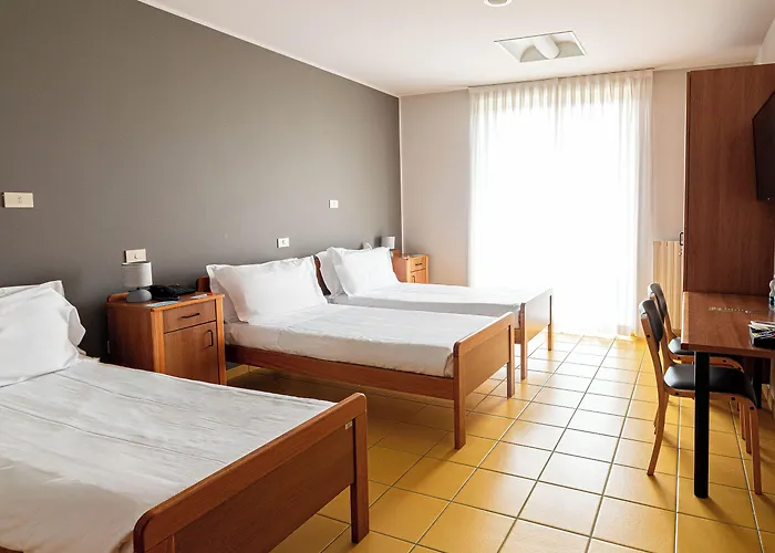 Hotell Phi Homy 4*
